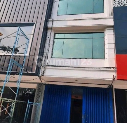 For Sale: Diponegoro Shop House in Central Surabaya 1