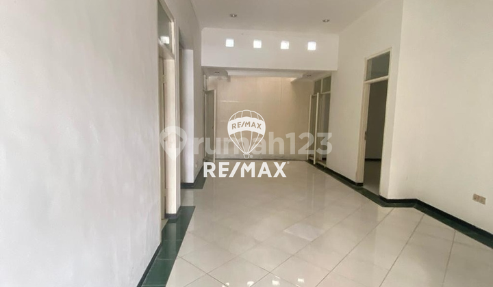 Disewakan Rumah Villa Taman Gapura 2