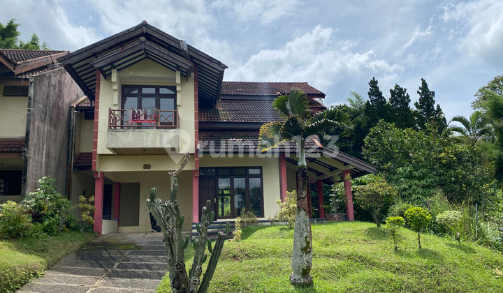 Villa Nyaman Lingkungan Terjamin Cozy Di Hotel Yasmin Puncak. Villa Nyaman Lingkungan Terjamin Cozy Di Hotel Yasmin Puncak.