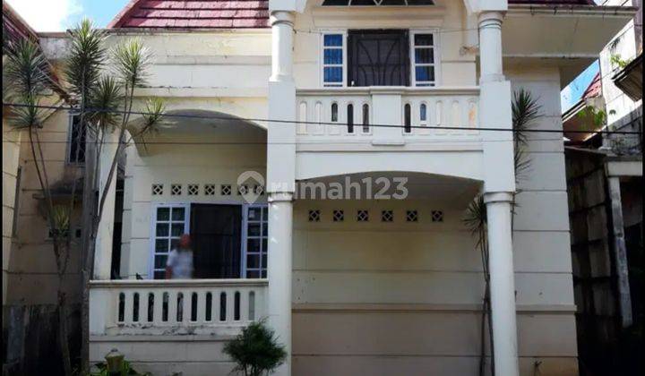 Villa 2 Lantai Bagus Murah di Green Apple 1