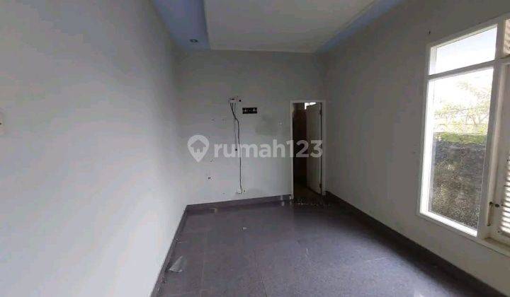 Villa 2 lantai modern bagus siap huni di cipanas puncak 2