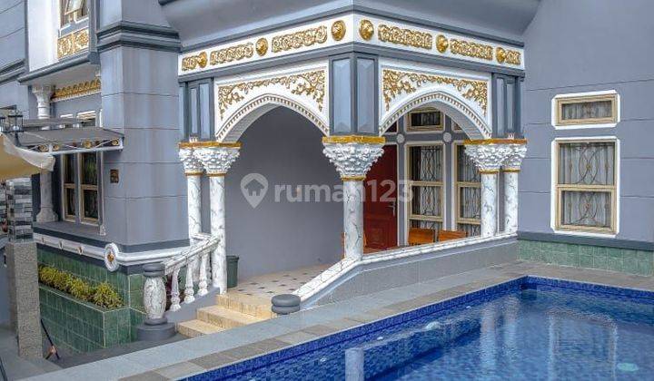 Villa Mewah Modern Siap Huni Full Furnished ada Kolam Renang 2