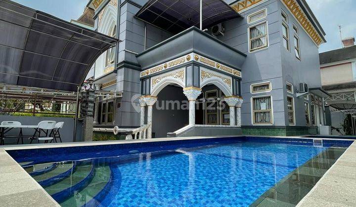 Villa Mewah Modern Siap Huni Full Furnished ada Kolam Renang 1