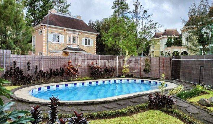 Villa Hook Bagus Siap Huni Full Furnished Tipe Victorian 1