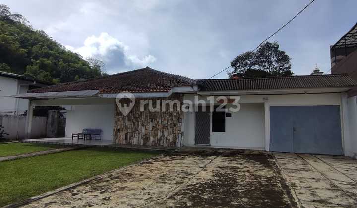 Villa Nyaman Siap Huni 1.180M2 di Gadog Cipanas Cianjur Villa Nyaman Siap Huni 1.180M2 di Gadog Cipanas Cianjur