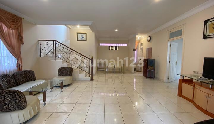 Cheap !!!! Villa for sale located in the Flower City of Cipanas 2