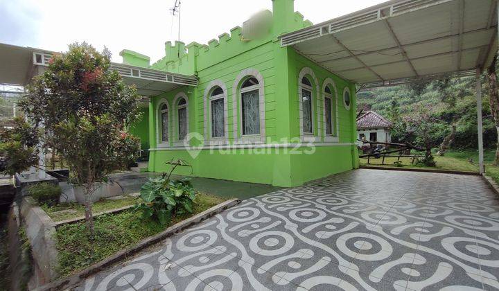 Villa Siap Huni Terawat Lokasi Strategis Di Kota Bunga Puncak 1