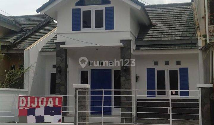 DIJUAL RUMAH SIAP HUNI DALAM Komp.Pinus Regency Bandung 1