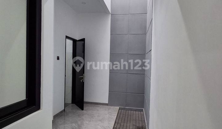 For Sale New House Ready to Occupy Minimalist Nice 2