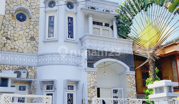 Rumah Mewah Free Furniture Jl. Sei Asahan, Kec. Medan Selayang 1