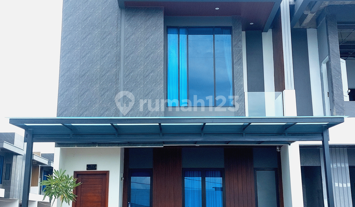 Villa Mewah Cemara Park Palace, Kec. Medan Deli, Booking Now!