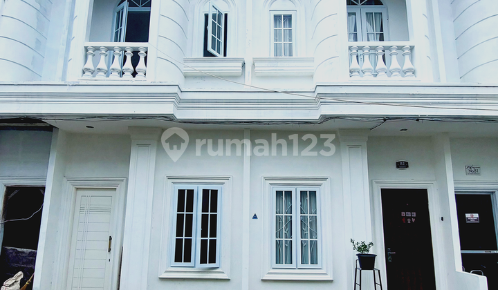 Villa Private Sei Wampu Residence di Pusat Kota, Medan Petisah