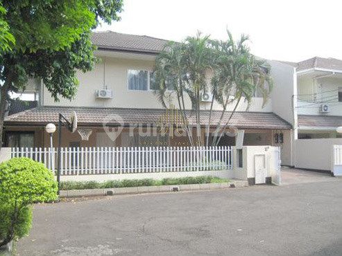 Rumah Dalam Cluster dengan Lingkungan Aman & Nyaman di Cipete