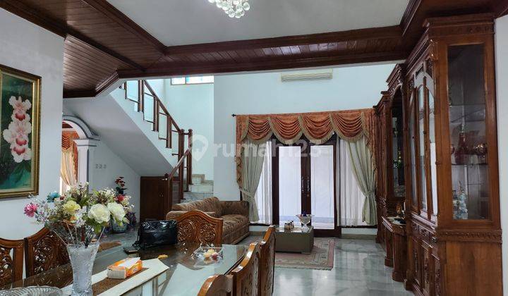 Rumah Full Furnished Dijual, Bagus, Akses Mudah, Area Pejaten 2