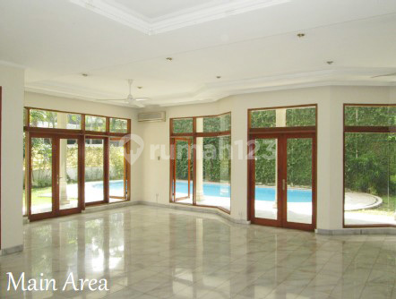 Luxurious Private House At The Prime Area, Tb Simatupang 2