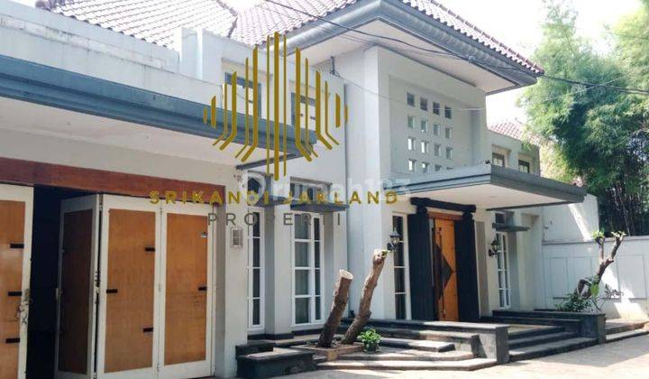 Rumah Mewah Modern di Area Prestigious Menteng 1