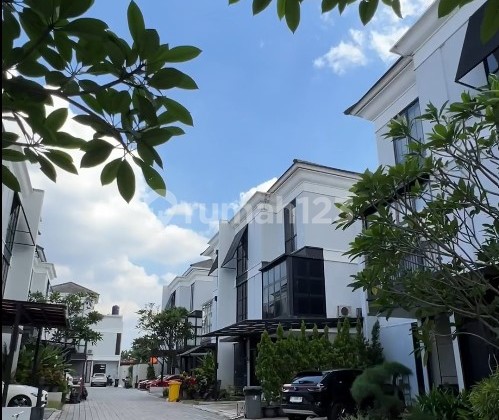 Rumah baru design mewah dalam cluster area tenang di Kemang. Harga mulai 4M-an