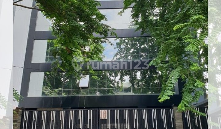 Gedung Baru sangat bagus modern dekat MH Thamrin, area tenang & prestige. Parkir banyak