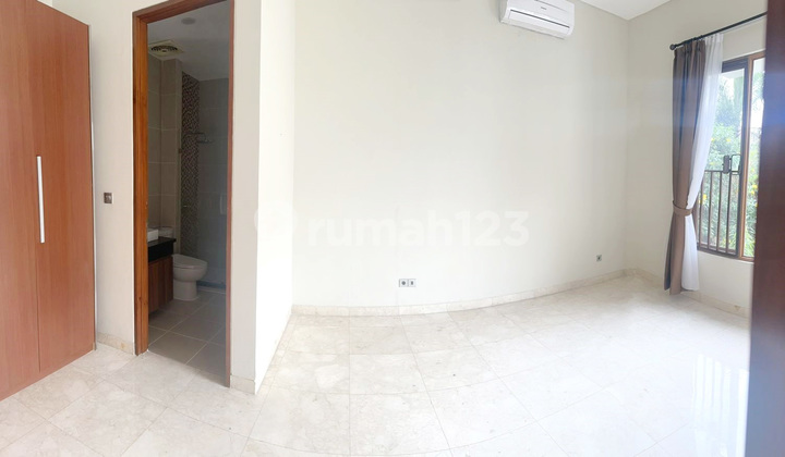 In the Quiet Cluster with Swimming Pool in Kemang 2
