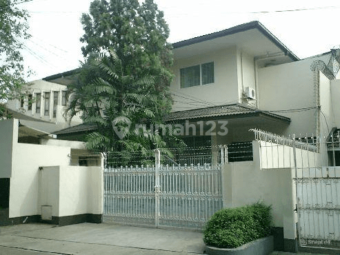 Rumah besar standard expat, dekat Antasari, sekolah Perancis & New Zealand International School 1