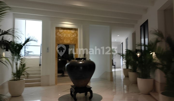 House with Apartment Vibes in a Good Location, Cilandak 1