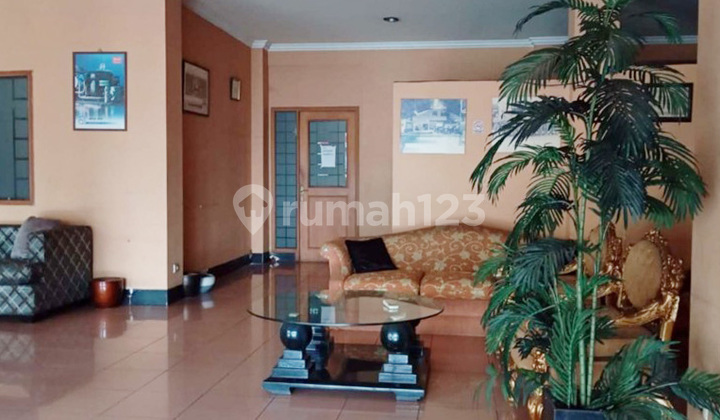 Mini Building 4 Lantai di Pinggir Jalan Utama Warung Jati, Pancoran Mini Building 4 Lantai di Pinggir Jalan Utama Warung Jati, Pancoran