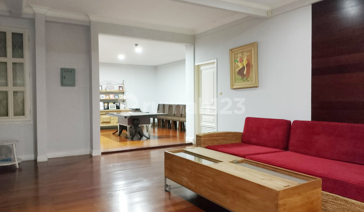 Cocok untuk usaha, kantor, resto, guest house, dll. Lokasi di Jalan Utama area Komersil di Bangka