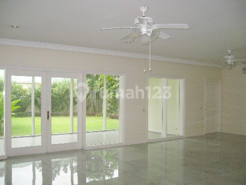 Dalam Cluster, Standard Expat, Siap Huni di Kebayoran Lama 2