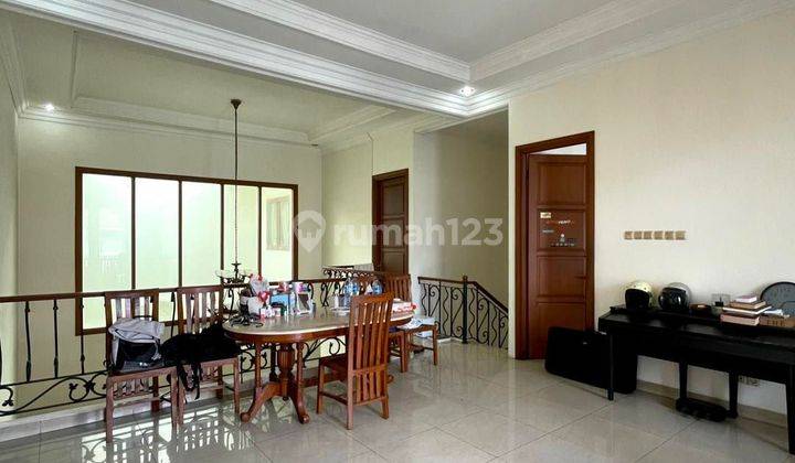 Rumah 2 Lantai  Di Cilandak Harga Menarik Dan Siap Huni  2