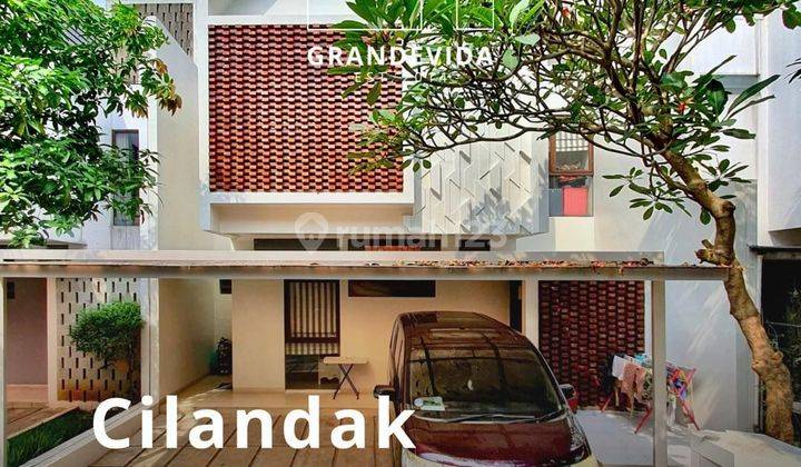 Rumah 2 Lantai Di Cilandak Siap Huni Dalam Town House 1