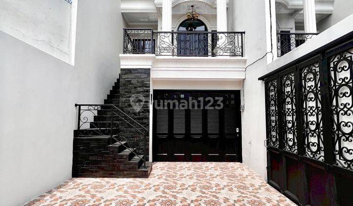 Rumah American Classic Harga Bu Siap Huni Di Jatipadang  2