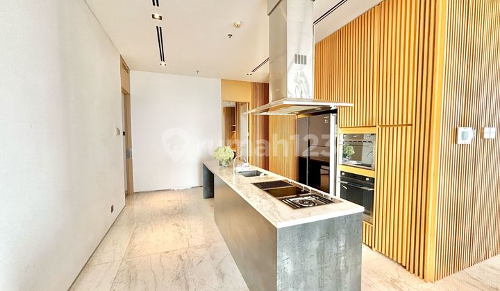 For Rent: Senopati Suites Apartment 3 Bedrooms, Furnished Ready to Move In.