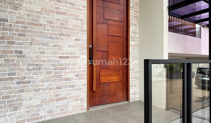 Rumah Dalam Townhouse With Private Pool Dekat Pintu Tol di Cilandak 3