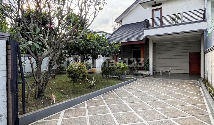 Di Sewa Rumah Mewah Akses Dekat Mrt Fatmawati