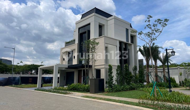 3-Story House Including Lift Cluster Tresor BSD Serpong Tangerang