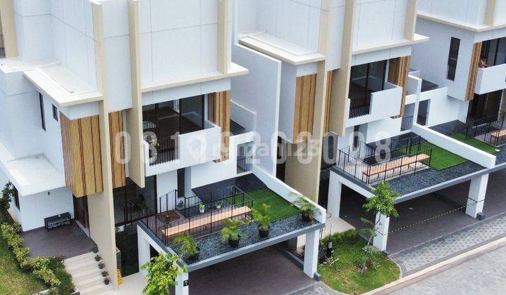 Rumah Modern Dengan Attic dan Sky Deck Cluster Blizfield BSD 1