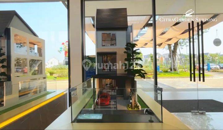 Dijual Rumah 4 Kamar Tidur Bangunan Full 3 Lantai Di Serpong Bsd 2