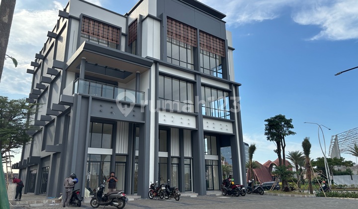 Pasadena Studio Loft Office Facing Boulevard Road Gading Serpong