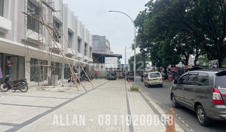 For Sale New Shophouse Facing Road Ready to Use in Gading Serpong 2
