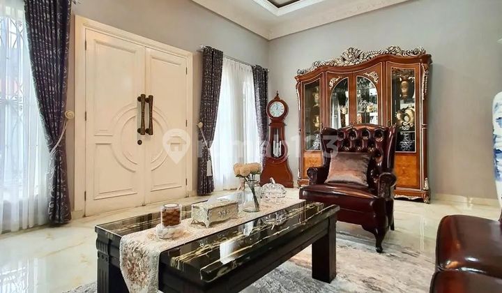 RUMAH DESING CLASSIC MODERN DI TEBET JAKARTA SELATAN 2