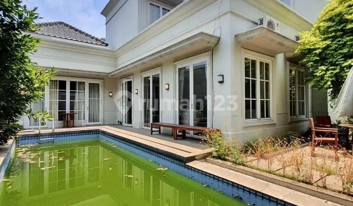 RUMAH SIAP HUNI, LINGKUNGAN ELITE DI KUNINGAN JAKARTA SELATAN 2