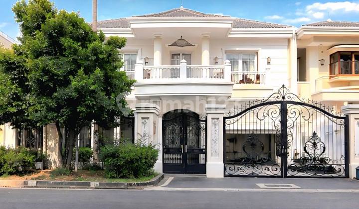 Rumah Mewah Row Jalan Lebar di Pondok Indah Jakarta Selatan