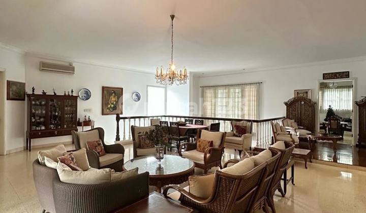 Rumah Mewah Simpruk Golf Dekat Senayan & Sudirman Jakarta Selatan 2