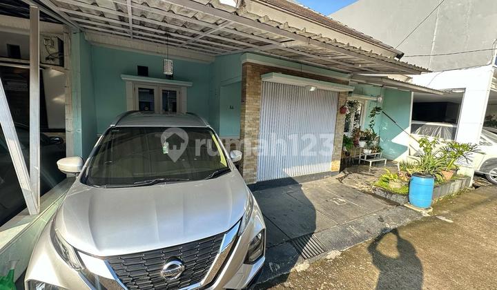 House for Sale in Kemang Gaya Cilodong Depok, West Jakarta House for Sale in Kemang Gaya Cilodong Depok, West Jakarta