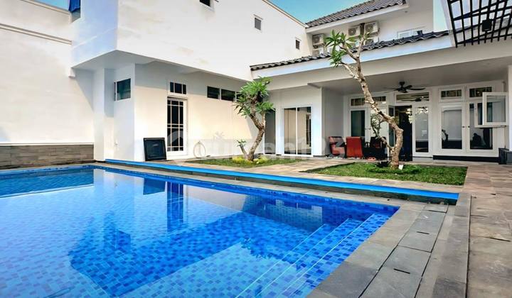 Rumah Siap Huni Private Pool Cipete Jakarta Selatan