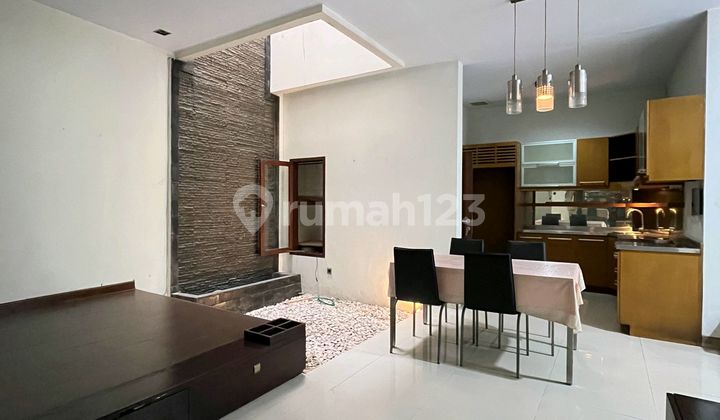 Rumah Siap Huni Perumahan Besar Raffles Hills Cibubur Jawa Barat 2