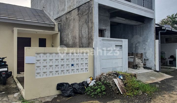 Rumah 2 LT Dijual SHM Hak Milik di Perum Mulawarman Timur Tembalang Dkt Undip Semarang Atas 1