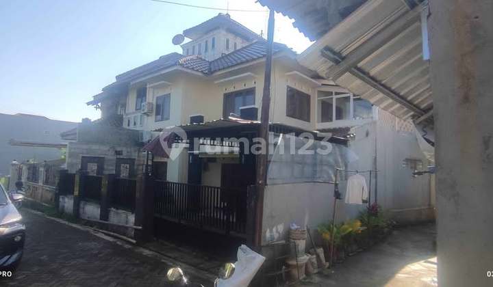 2-Story House for Sale with SHM Ownership in Jrobang Jangli, Next to Gombel Permai, Ngesrep, Banyumanik 1