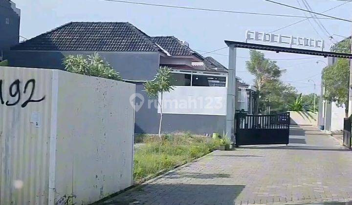 Tanah Disewakan Pojok SHM di Jl Raya Meteseh Sblh Perum Kharisma Kec Tembalang Semarang Timur 2