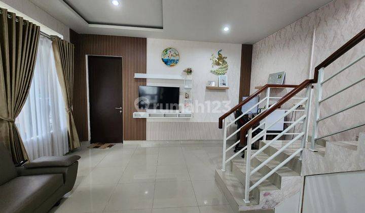 Rumah  Dijual Bagus Mewah 2 Lantai  SHM Hak Milik Perum Kedaton  BSB City Mijen  Semarang Barat. 2